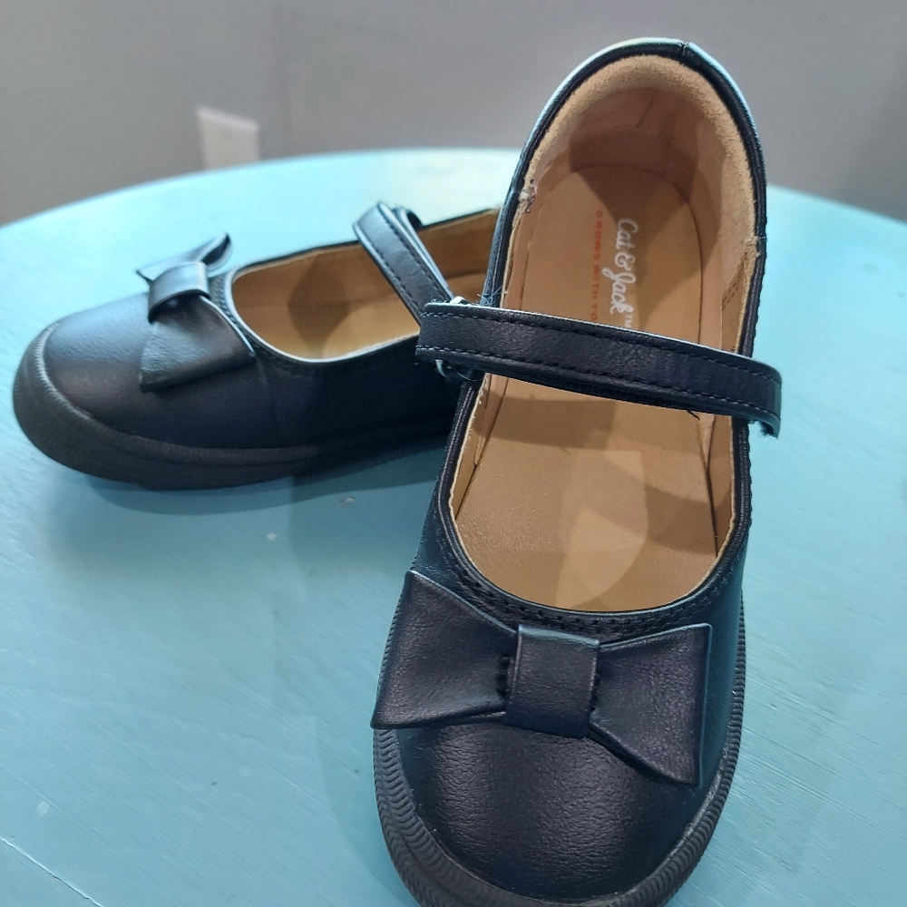 Cat & Jack Girls black dress shoe size 10